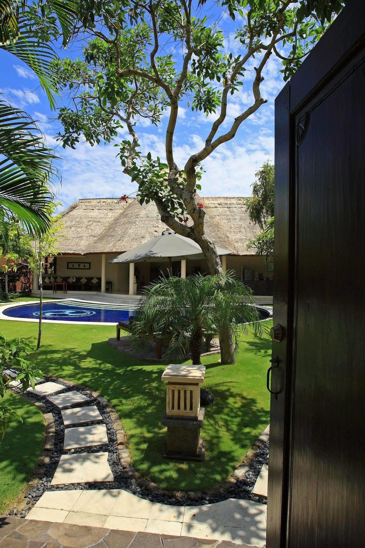 The Dusun Villa เซมินยัค ภายนอก รูปภาพ